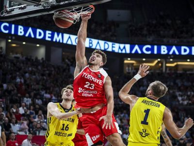 12 Dev Adam tarih yazdı: Olimpiyat finaline yükseldik