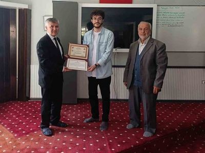 Korkuteli'nde hafızlık eğitimini tamamlayan öğrencilere ödül coşkusu