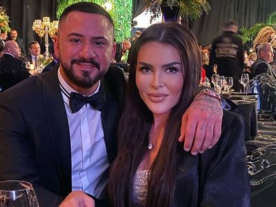 13 milyonluk arabasıyla tur atan Selin Ciğerci'nin camını yaptırmak için verdiği ücret dudak uçuklattı