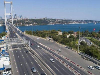 15 Temmuz İstanbul'da kapalı olan yollar hangisi? Köprüler bugün açık mı? Sahil yolu açık mı?