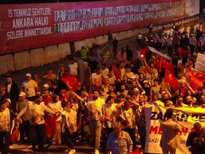15 temmuz’un 10. yıl dönümünde cumhurbaşkanlığı külliyesi’ne yürüyüş