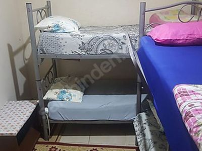 16 kişinin kaldığı evde yatak başına 3 bin TL istiyorlar: Üniversite öğrencilerini çıldırtan ev ilanları gündem oldu