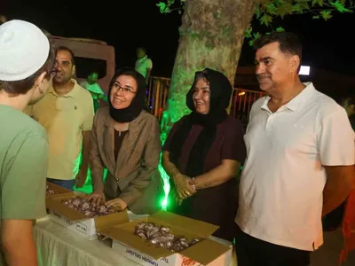Uşak'ta Mevlid Kandili ruhu lokum ikramıyla yaşatıldı