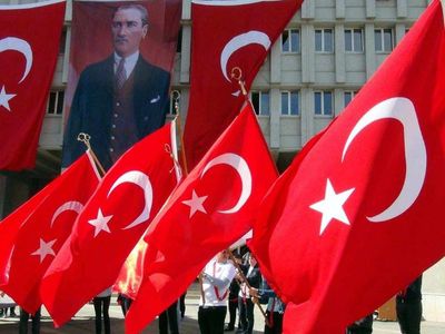 19 Mayıs günü resmi tatil mi? 19 Mayıs'ta ders işlenir mi? 19 Mayıs'ta öğretmenler hangi ödemeleri alabilir?
