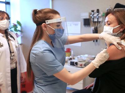 20 milyon kişiyi kapsayan araştırma sonuçlandı: Koronavirüs aşısı kalp rahatsızlıklarını önledi mi?