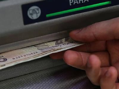 2022 emekli maaşı ne kadar oldu? Bayramda emekli maaşı ne kadar olacak? Emekliler ve memurlar için beklenen an geldi