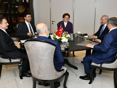 2023 seçimlerine kısa bir zaman kaldı: 6’lı masada çatlak var iddiası! Adaylık yarışı çatlağa mı dönüştü?