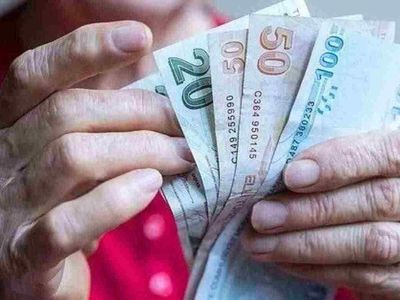 25 yıllık ev hanımları için emeklilik başvurusu nasıl yapılır? Ev hanımlarına emeklilik başvuru şartları nelerdir?