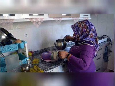 25 yıllık ev hanımlarına emeklilik şartları nelerdir? Ev hanımları nasıl emekli olur?