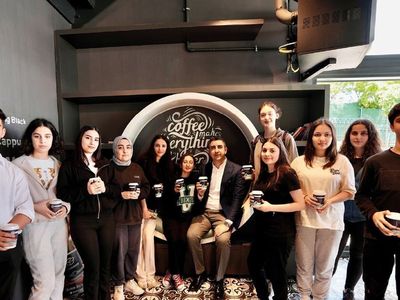 Kartal'da sosyal yaşam alanları genişliyor: Gezegen Kafe sayısı artıyor