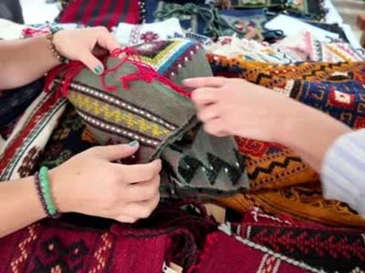 Küçükyoncalı kadınları cicim dokuma geleneğini yaşatıyor