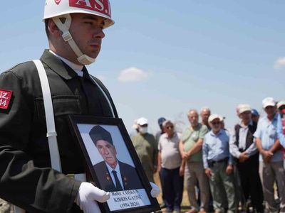 Kıbrıs gasisi rafet coşkun son yolculuğuna uğurlandı