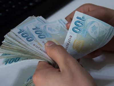 3 aylık zam oranı netleşti: Milyonlarca memur ve emekliyi ilgilendiriyor