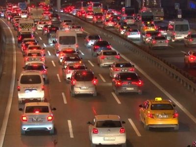 3 Ocak 2022 Pazartesi Günü Trafik Yoğunluğu Yüzde 50’yi Geçti