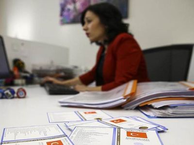 30 Ağustos noterler açık mı, kapalı mı? Noterler kaçta açılıyor, kaçta kapanıyor? 2022 noter çalışma saatleri
