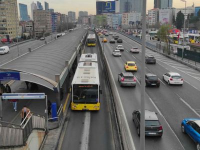 30 Ağustos Zafer Bayramı'nda Toplu Taşıma Ücretsiz Olacak Mı? Ücretsiz Olacak Şehirler Açıklandı!