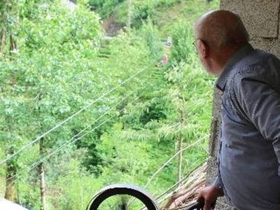 30 Metre Yüksekliğindeki Teleferik Ulaşım Aracı Oldu