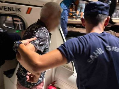 Heybeliada'da kayalıklarda mahsur kalan yaşlı adam kurtarıldı