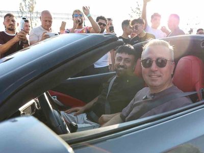 Sivas'ta modifiye araç tutkunları bir araya geldi