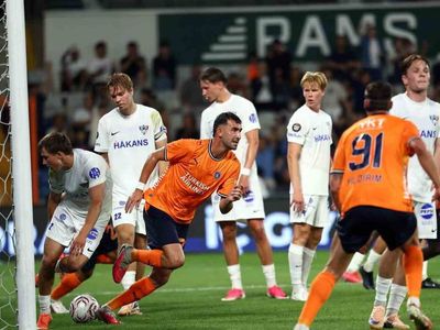 Başakşehir'de sezonun ilk golü emin bayram'dan