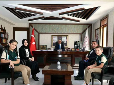 Erzurum'da eğitim yılı başladı: Öğrenciler ilk derse adım attı
