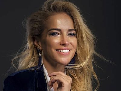 45 yaşında vasiyetini hazırlayan Burcu Esmersoy, anne ve babasından intikamını yıllar sonra aldı