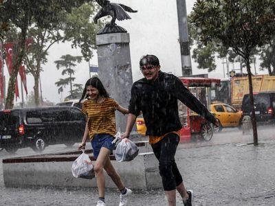 5 gün için kuvvetli sağanak uyarısı: Meteoroloji güncel hava durumu raporunu yayımladı