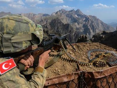 5 PKK'lı Terörist Teslim Oldu