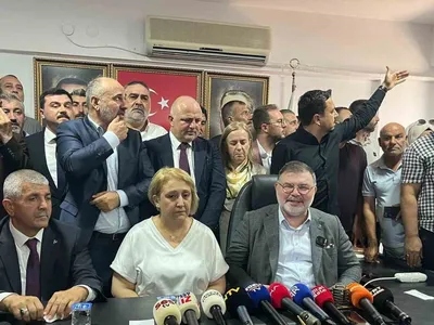Menderes’in yeni Başkan Vekili Asuman Şen’den ilk mesaj: "Hizmet için geldik, birlikte çalışacağız"