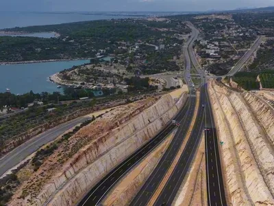 Çeşmeli-Kızkalesi Otoyolu trafiğe açılıyor: 2,5 saatlik yol 18 dakikaya düşecek