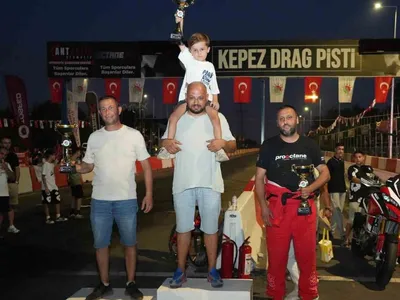 Kepez’de motor sporları tutkunları buluştu: Otodrag heyecanı dorukta