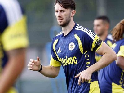 Fenerbahçe, Sturm Graz maçı öncesi hazırlıklarını yoğun şekilde sürdürüyor