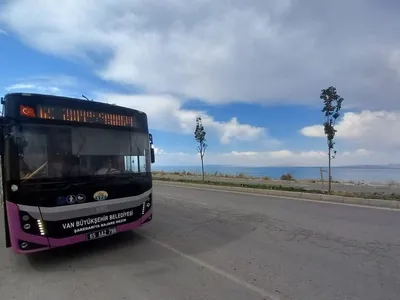 Van Gölü sahil yolunda toplu taşıma hizmeti talep ediliyor