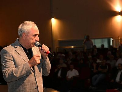 Erzurum'da manevi bir atmosferde peygamberimiz ve güzel ahlak konulu konferans düzenlendi