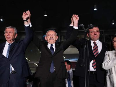 6’lı masa adayı belli oldu: Konuşmada yüzlerin asık olması dikkat çekti