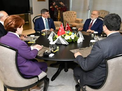 Seçim korkusu sardı 6'lı masa çatırmaya başladı: Aday çıkaramayınca 'Erdoğan aday olmasın' dediler