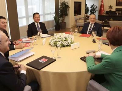 6'lı masaya tepkiler sürüyor: Beceriksizliğinizi perdelemeye çalışıyorsunuz