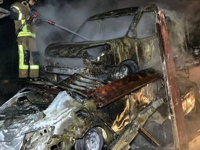 7 Sıfır Araç Yanarak Kül Oldu, Toplam Zarar 3 Milyon Liranın Üstünde!