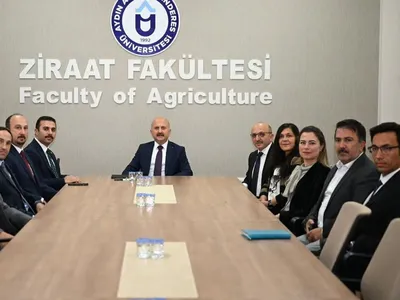 Aydın Valisi Varol tarımsal yenilikleri yerinde inceledi
