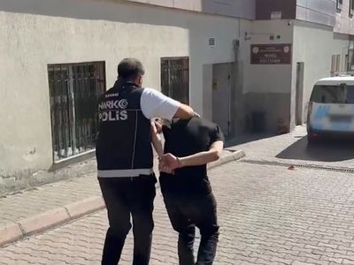 Kayseri’de kesinleşmiş hapis cezasıyla aranan 2 şahıs yakalandı