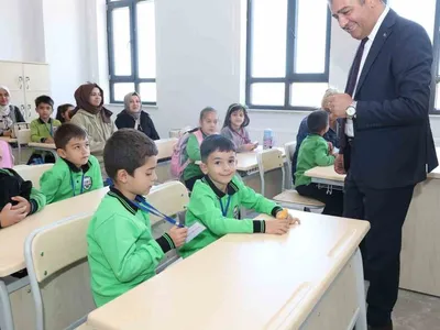 Erzurum'da yeni eğitim yılının heyecanı: Öğrenciler, öğretmenler ve veliler için güven dolu bir başlangıç