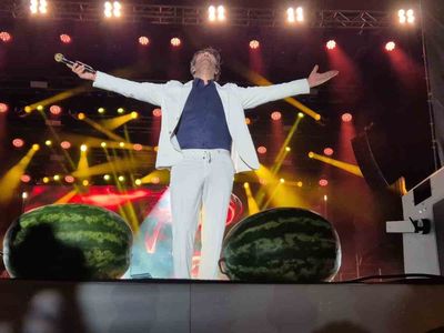 Tekirdağ'da karpuz festivaline damga vuran Mahsun Kırmızıgül konseri