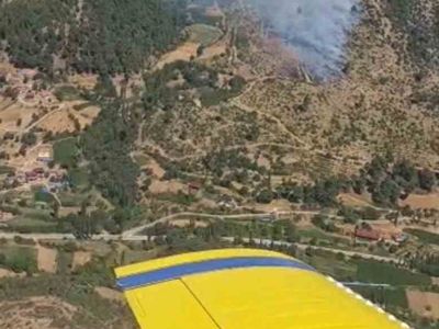 Kiraz'daki orman yangınına hem havadan hem de karadan müdahale devam ediyor