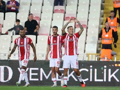 Sivasspor ve Manisa FK yeni bir puan paylaştı