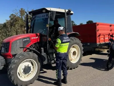 Bilecik'te jandarma traktör sürücülerine güvenlik uyarısında bulundu