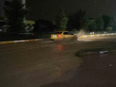 Elazığ'da ağır yağış Yazıkonak'ta hayatı durma noktasına getirdi