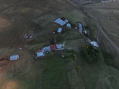 Beri Piri Komu'da geleneksel yaşam devam ediyor