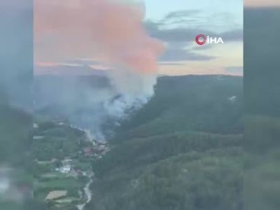 Kastamonu'daki orman yangınına müdahale helikopter kamerasında