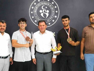 Kayserili sporcu Halil İbrahim Noğay, bilek güreşinde Türkiye şampiyonu oldu
