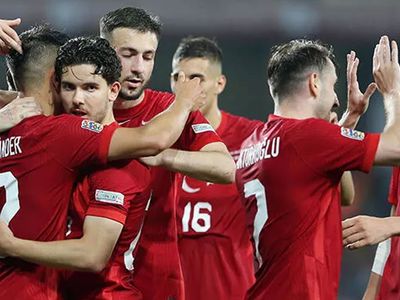 A Milli Takım, FIFA Dünya sıralamasında 1 basamak yükseldi ve 42. sıraya yerleşti!